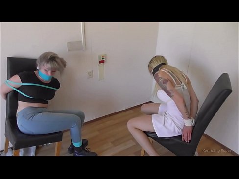 ❤️ Závislá / svázaná a s roubíkem / dáma v nesnázích ❤ Porno vk u nás ❤